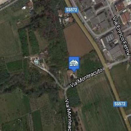 Agriturismo Bonu Gabriele 萨罗 外观 照片