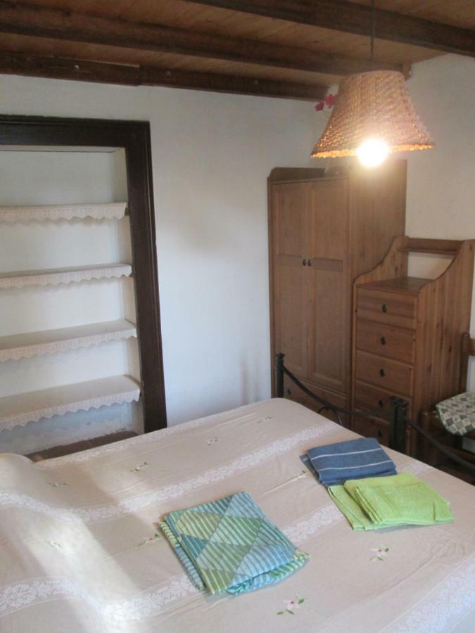 Agriturismo Bonu Gabriele 萨罗 外观 照片